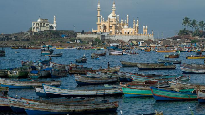 Vizhinjam Marine Aquarium at Thiruvananthapuram 