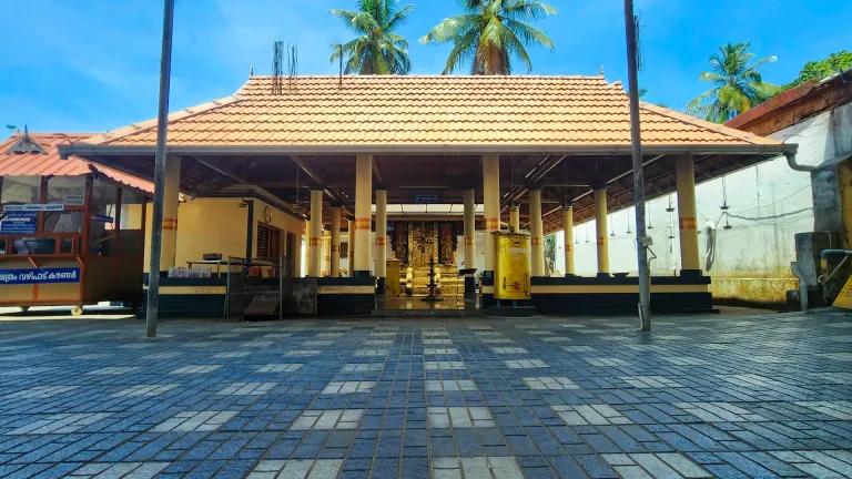 Thirunavaya Temple