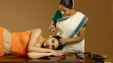 Karnapoorana - Ayurveda Therapy -3