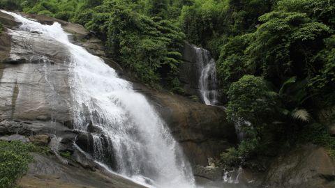 Thusharagiri falls