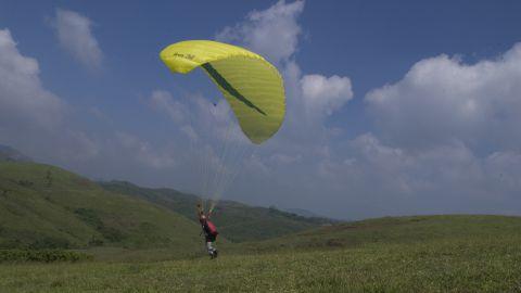 Wagamon, Paragliding - 1