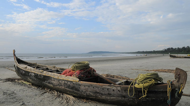 Another view of beach - Picture of Muzhappilangad Drive-in Beach, Kannur -  Tripadvisor