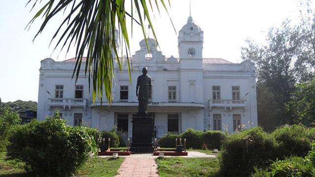 Town Hall In Thrissur Kerala Tourism