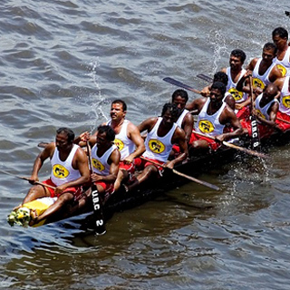 Karuvatta Boat Race