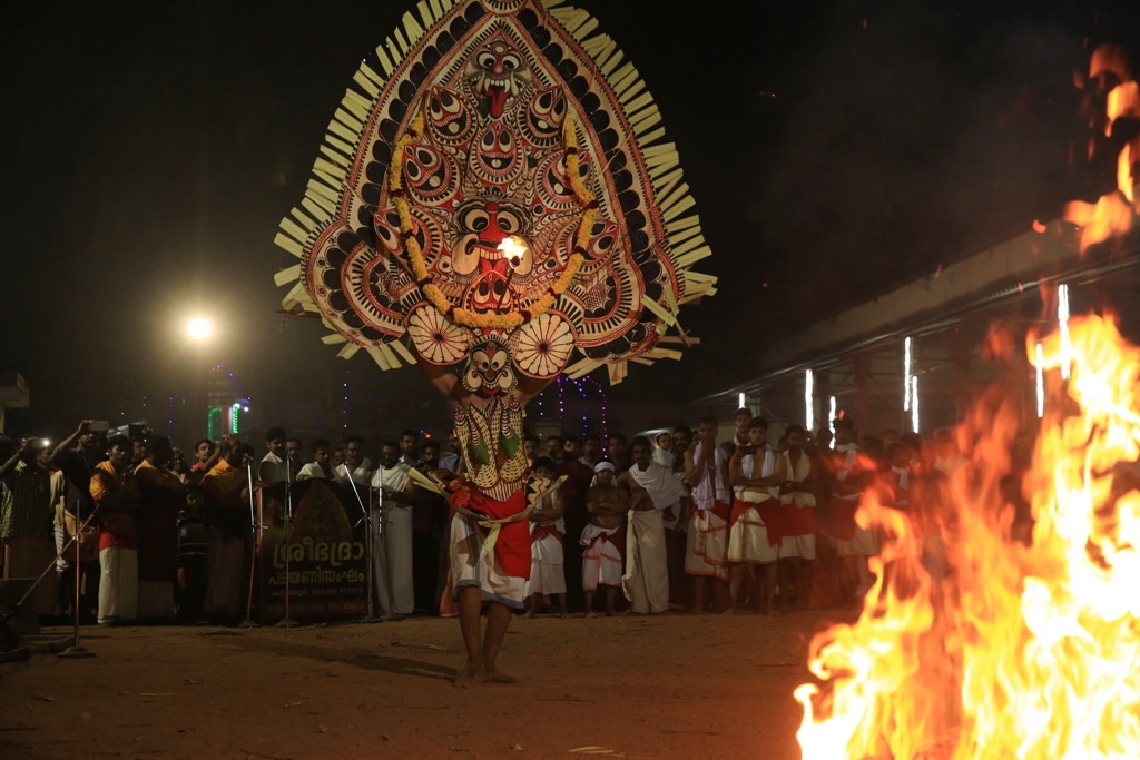 Padayani and Bhairavi Kolam