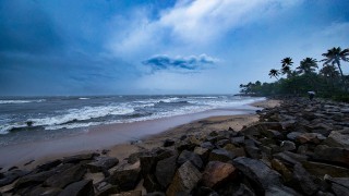 Thirumullavaram Beach