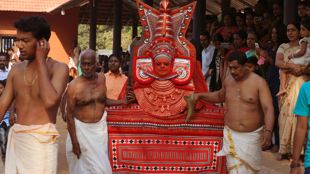 Sree Daivathareeshwaran Theyyam