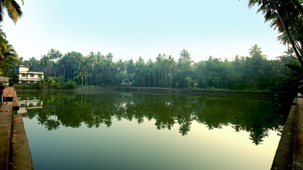Temple Pond, Kadirur Suryanarayana Temple