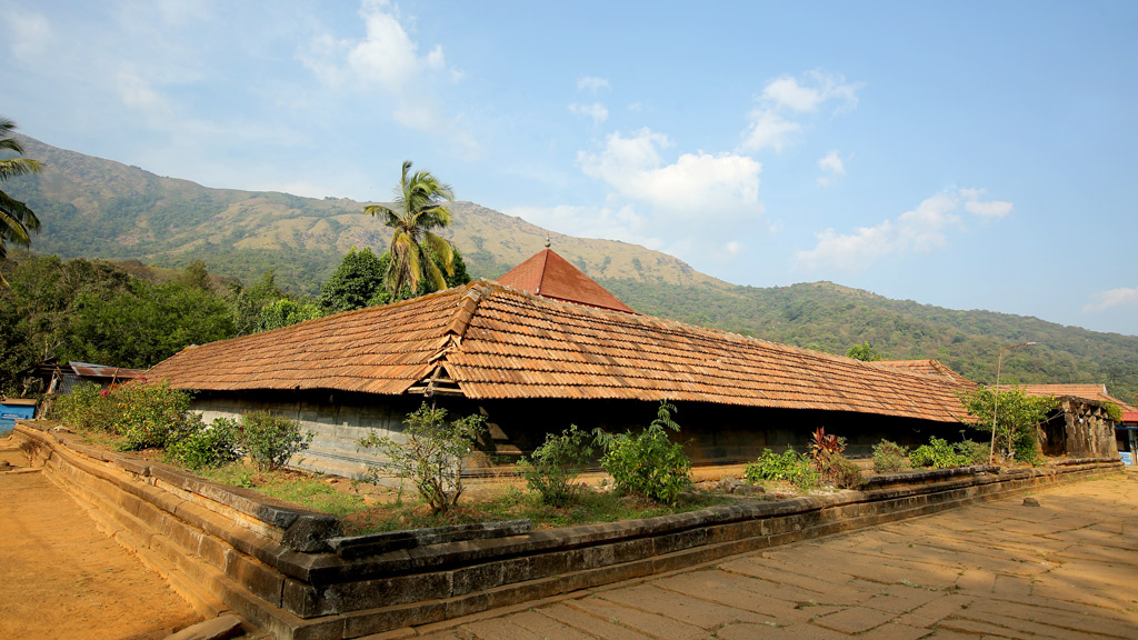 Outer View of Thirunelli Maha Vishnu Temple