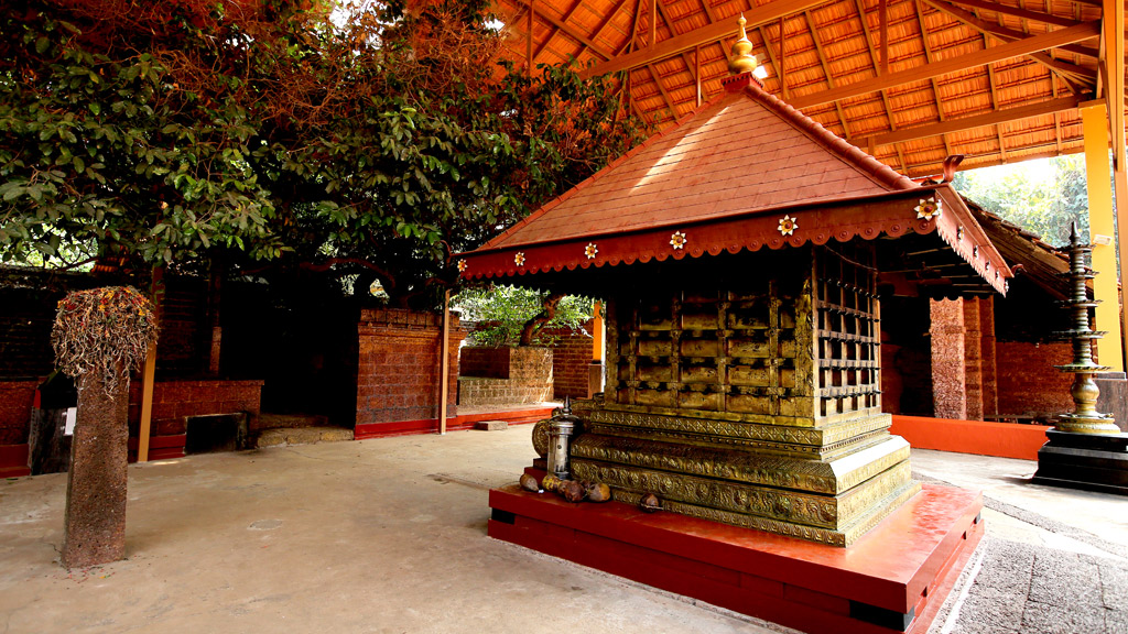 Sree Oorpazhachi Kavu Temple