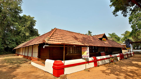 Sree Chirakka Kavu Bhagavathy Temple