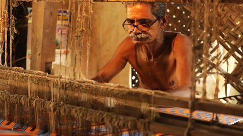 Traditional loom at Pookode Handloom Village