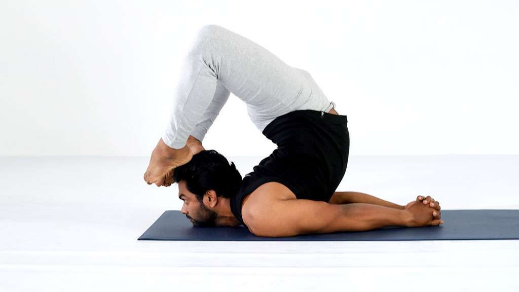 Alia Bhatt's trainer demonstrates yoga asanas to torch the stubborn belly  fat | Health - Hindustan Times