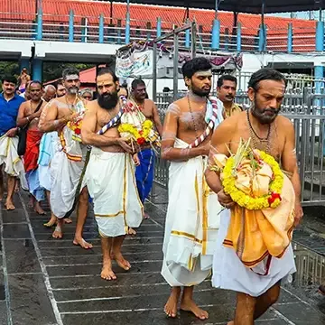 The procession of Kalabha Kalasam at Sabarimala Sannidhanam