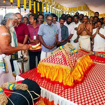 Thiruvabharana pooja, before the procession at Pandalam Temple